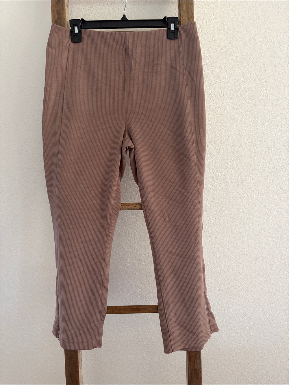 Lululemon Ribbed Softstreme Zip-Leg High-Rise Cropped Pant 25
